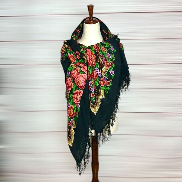 Pavlovo Posad Wool Russian Beauty Shawl Platok Large Square Scarf Wrap 56x56” - Picture 5 of 9